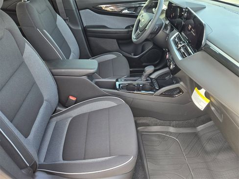 New 2026 Chevrolet TrailBlazer LT w/ Driver Confidence Package image 6
