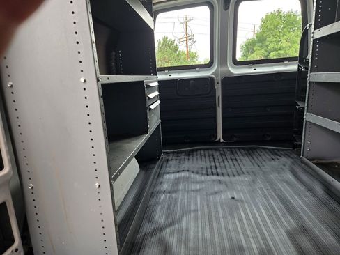 Used 2021 Chevrolet Express 2500 w/ Driver Convenience Package image 20