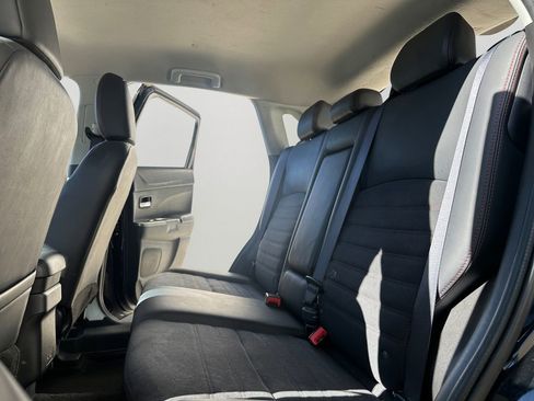 Used 2024 Mitsubishi Outlander Sport ES image 25