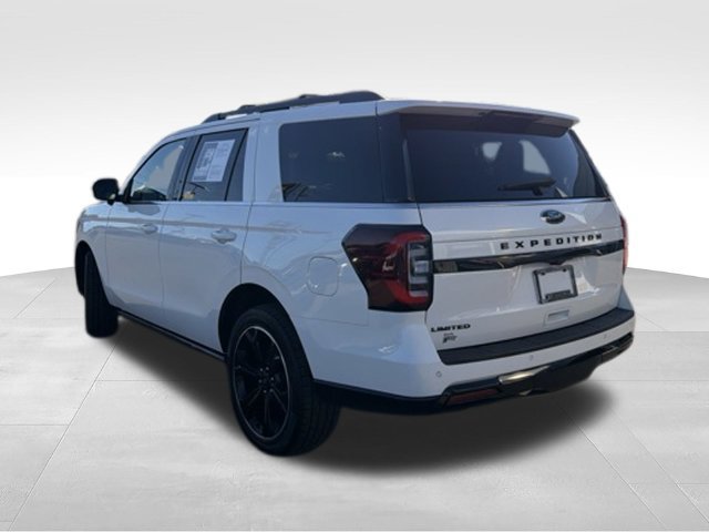 Used 2023 Ford Expedition Limited AWD/4WD image 3