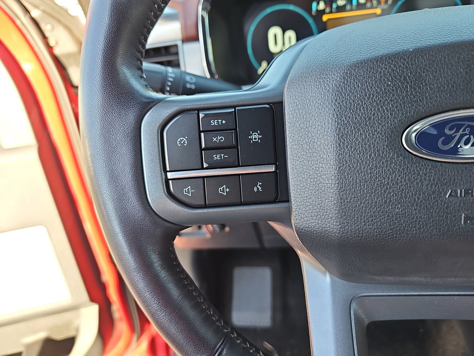 Used 2022 Ford F150 Lariat w/ Max Trailer Tow Package AWD/4WD image 17