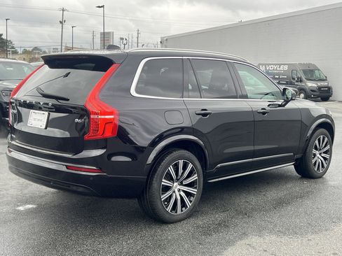Used 2023 Volvo XC90 B6 Core w/ Protection Package Premier image 3