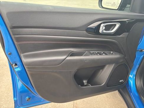 Used 2024 Jeep Compass Trailhawk w/ Sun and Sound Group image 13