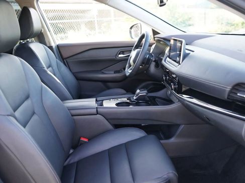 Used 2022 Nissan Rogue SL FWD image 23
