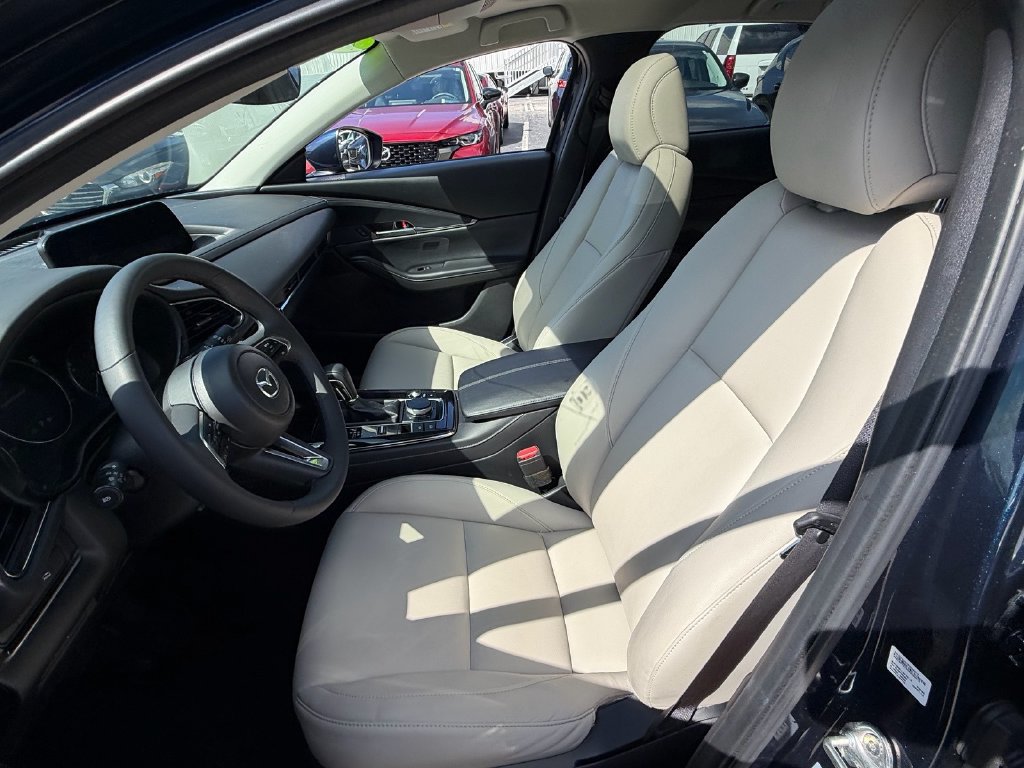 Certified 2024 MAZDA CX-30 AWD 2.5 S w/ Preferred Package image 10