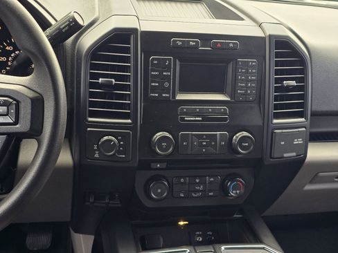 Used 2015 Ford F150 XL w/ Equipment Group 101A Mid AWD/4WD image 13