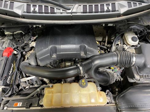 Used 2018 Ford F150 Lariat w/ Equipment Group 502A Luxury AWD/4WD image 23