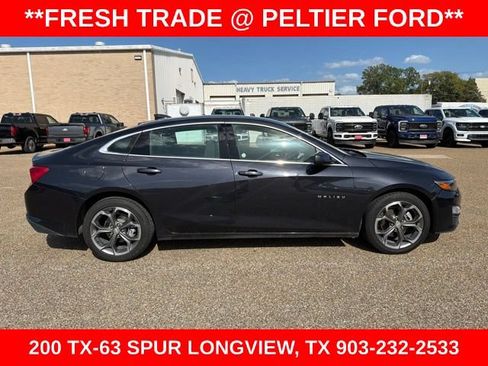 Used 2023 Chevrolet Malibu LT FWD image 2