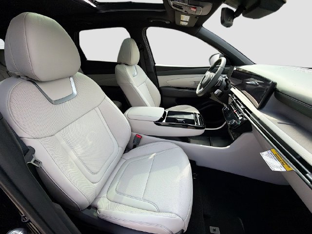 Certified 2026 Hyundai Tucson Limited FWD image 31
