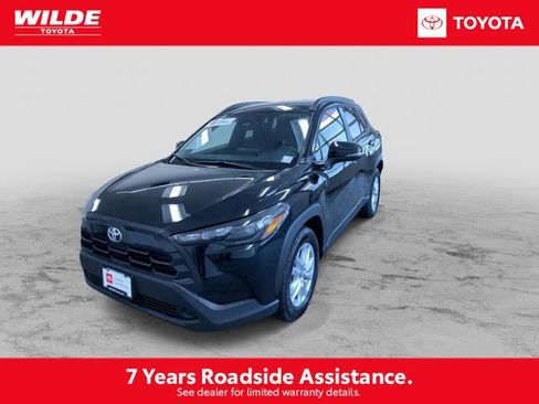 Certified 2026 Toyota Corolla Cross LE FWD image 5