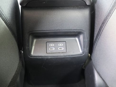 Used 2024 Toyota Corolla LE FWD image 15