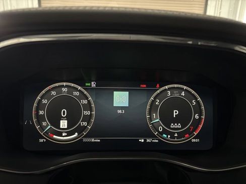 Used 2025 Jaguar F-PACE R-Dynamic S image 15