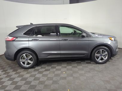 Used 2022 Ford Edge SEL w/ Convenience Package
