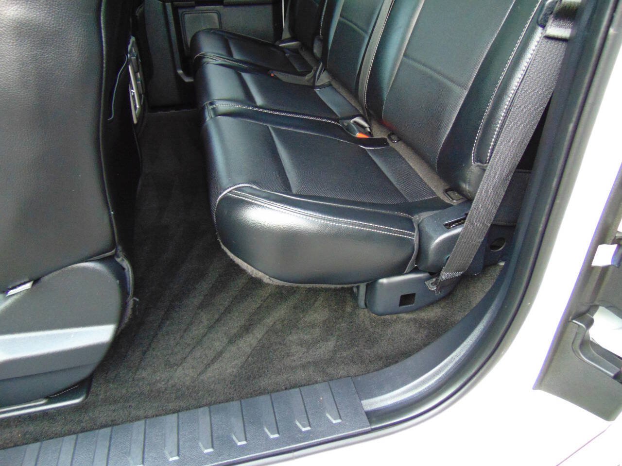 Used 2015 Ford F150 Lariat AWD/4WD image 9