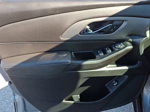 Certified 2023 Chevrolet Traverse LT w/ LPO, Floor Liner Package image 12