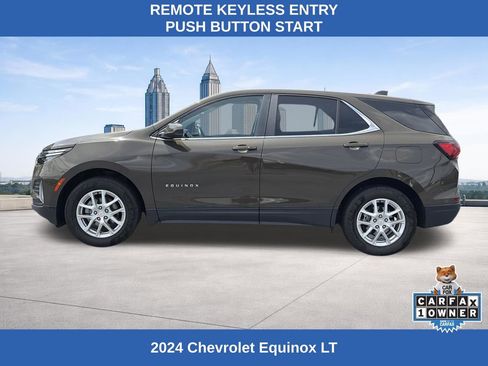 Used 2024 Chevrolet Equinox LT FWD image 2