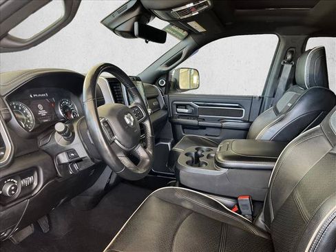 Used 2022 RAM 2500 Laramie AWD/4WD image 9