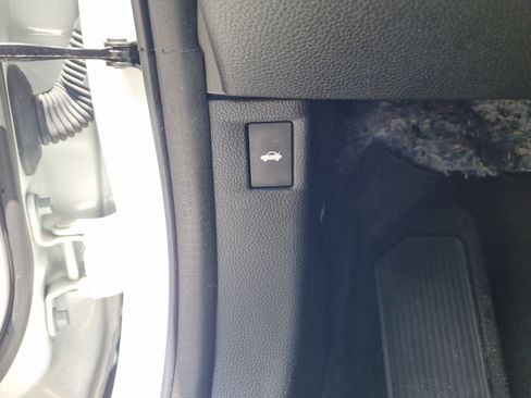 Used 2023 Honda Accord EX image 27