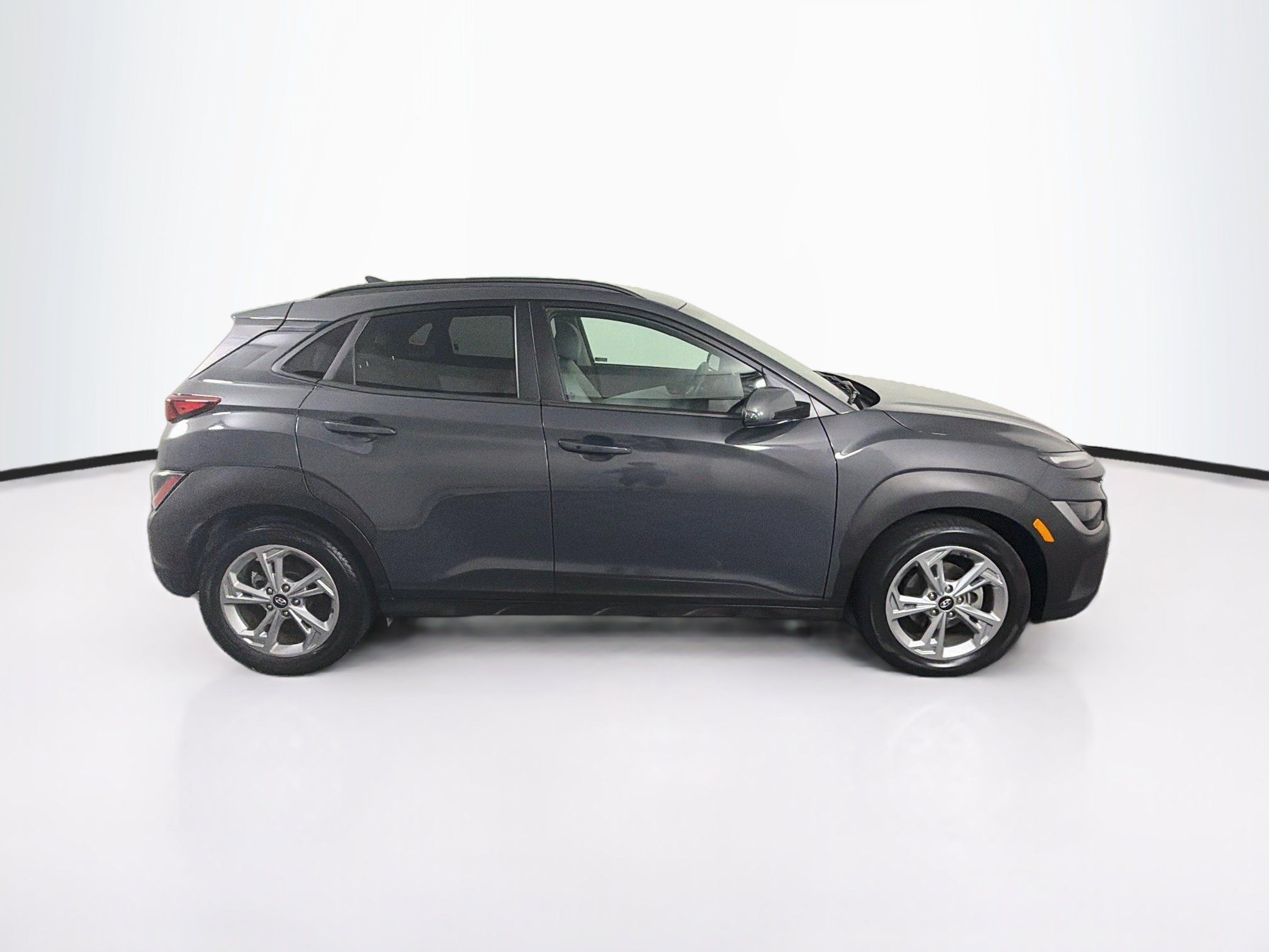 Used 2023 Hyundai Kona SEL FWD image 10