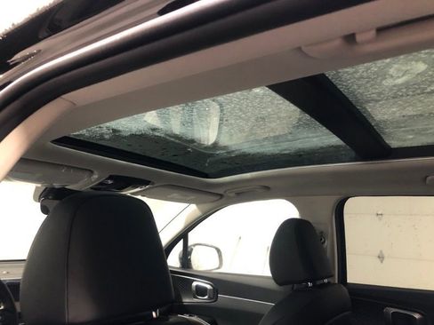 New 2026 Kia Sorento S w/ S Panoramic Sunroof Package AWD/4WD image 18