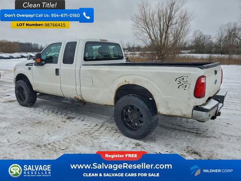 Used 2015 Ford F250 XL w/ Power Equipment Group image 3