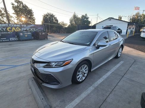 Used 2023 Toyota Camry LE FWD image 2
