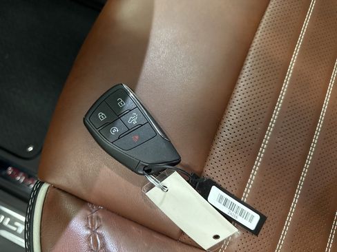 Used 2025 GMC Sierra 1500 Denali Ultimate image 33