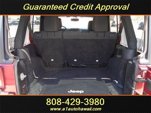 Used 2013 Jeep Wrangler Unlimited Sport AWD/4WD image 7