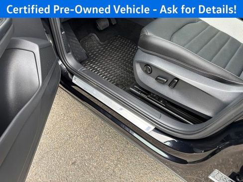 Certified 2025 Volkswagen Taos SEL w/ Black Wheel Plus Package AWD/4WD image 18