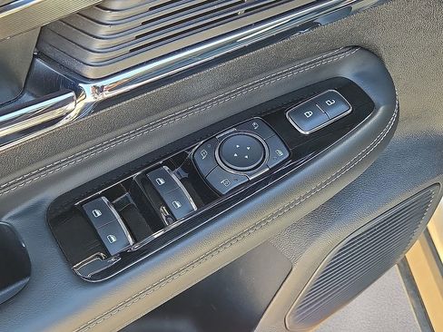 Used 2022 Lincoln Corsair FWD image 21