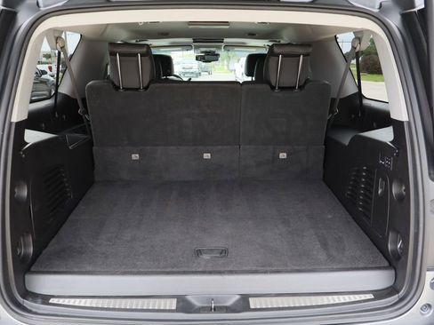 Used 2018 GMC Yukon XL SLT w/ Premium Edition RWD image 29