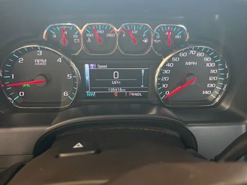 Used 2018 Chevrolet Silverado 1500 LT w/ Texas Edition image 4