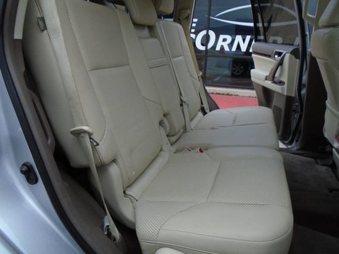 Used 2010 Lexus GX 460 image 13