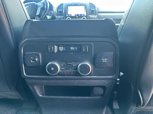 Used 2021 Ford Expedition Limited RWD image 17