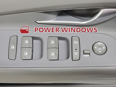 Used 2021 Hyundai Elantra SEL FWD image 26