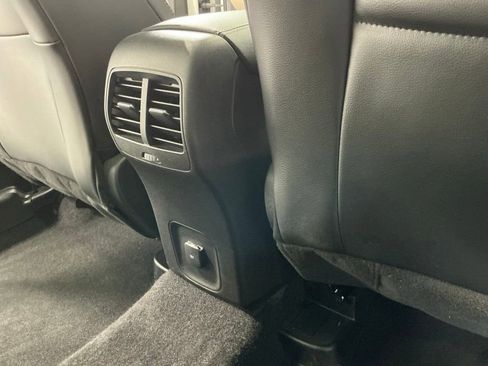 Used 2020 Ford Escape SEL FWD image 13