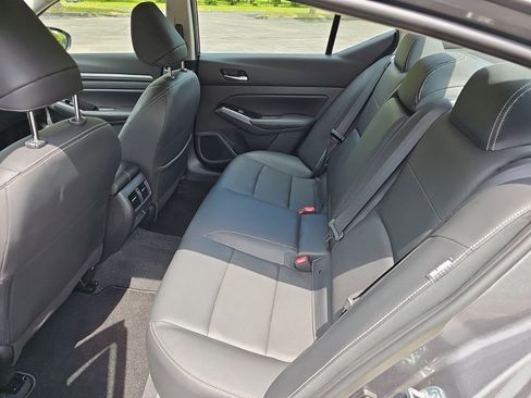 Used 2025 Nissan Altima 2.5 SL AWD/4WD image 18