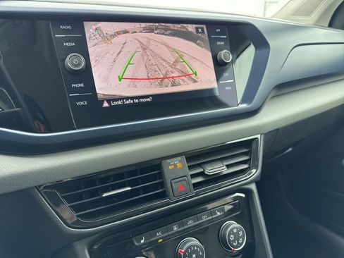 Used 2023 Volkswagen Taos SE image 37