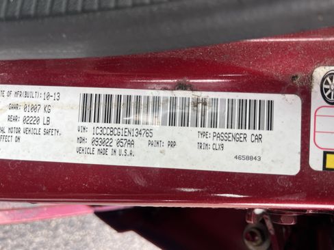 Used 2014 Chrysler 200 Limited w/ Sun/Sound Group image 5