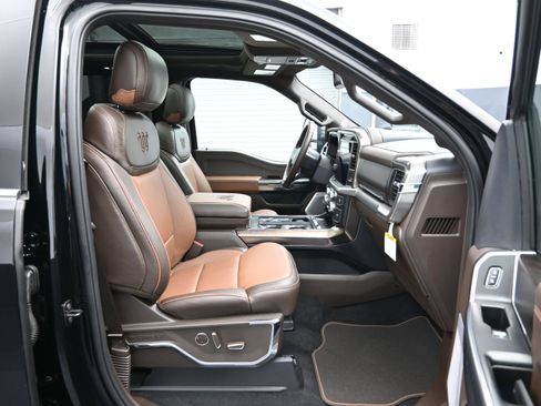 Used 2025 Ford F150 King Ranch AWD/4WD image 13