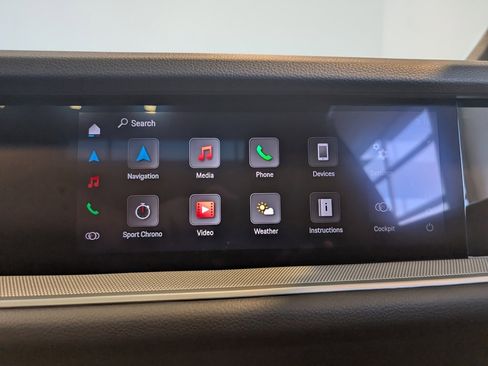 Used 2024 Porsche Cayenne Coupe image 33