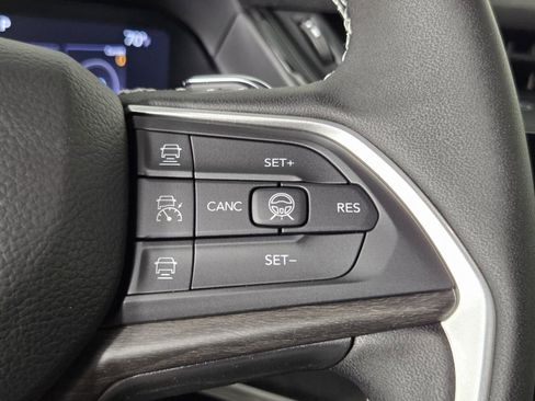 New 2026 Jeep Grand Cherokee Altitude RWD image 19
