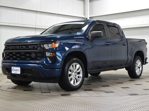 Used 2023 Chevrolet Silverado 1500 Custom AWD/4WD image 3