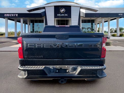 Used 2022 Chevrolet Silverado 1500 Custom w/ LPO, Dark Essentials Package RWD image 5