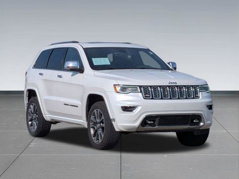 Used 2018 Jeep Grand Cherokee Overland AWD/4WD image 8