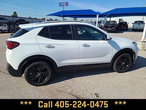 Used 2024 Buick Encore GX Sport Touring image 14