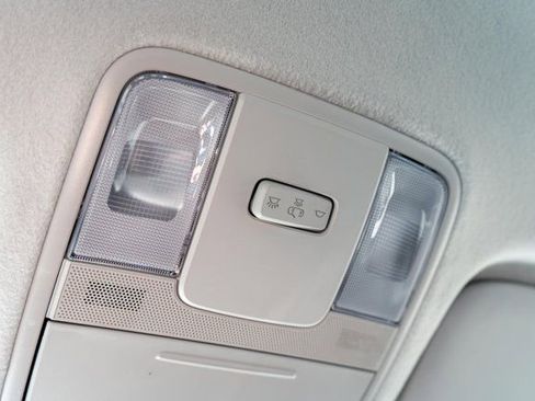 Used 2023 Kia Forte LXS image 28