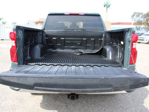 Used 2025 Chevrolet Silverado 1500 LT image 8