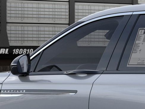 New 2026 Lincoln Nautilus Premier AWD/4WD image 42