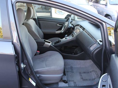 Used 2015 Toyota Prius Prime Plug-In Hybrid FWD image 21